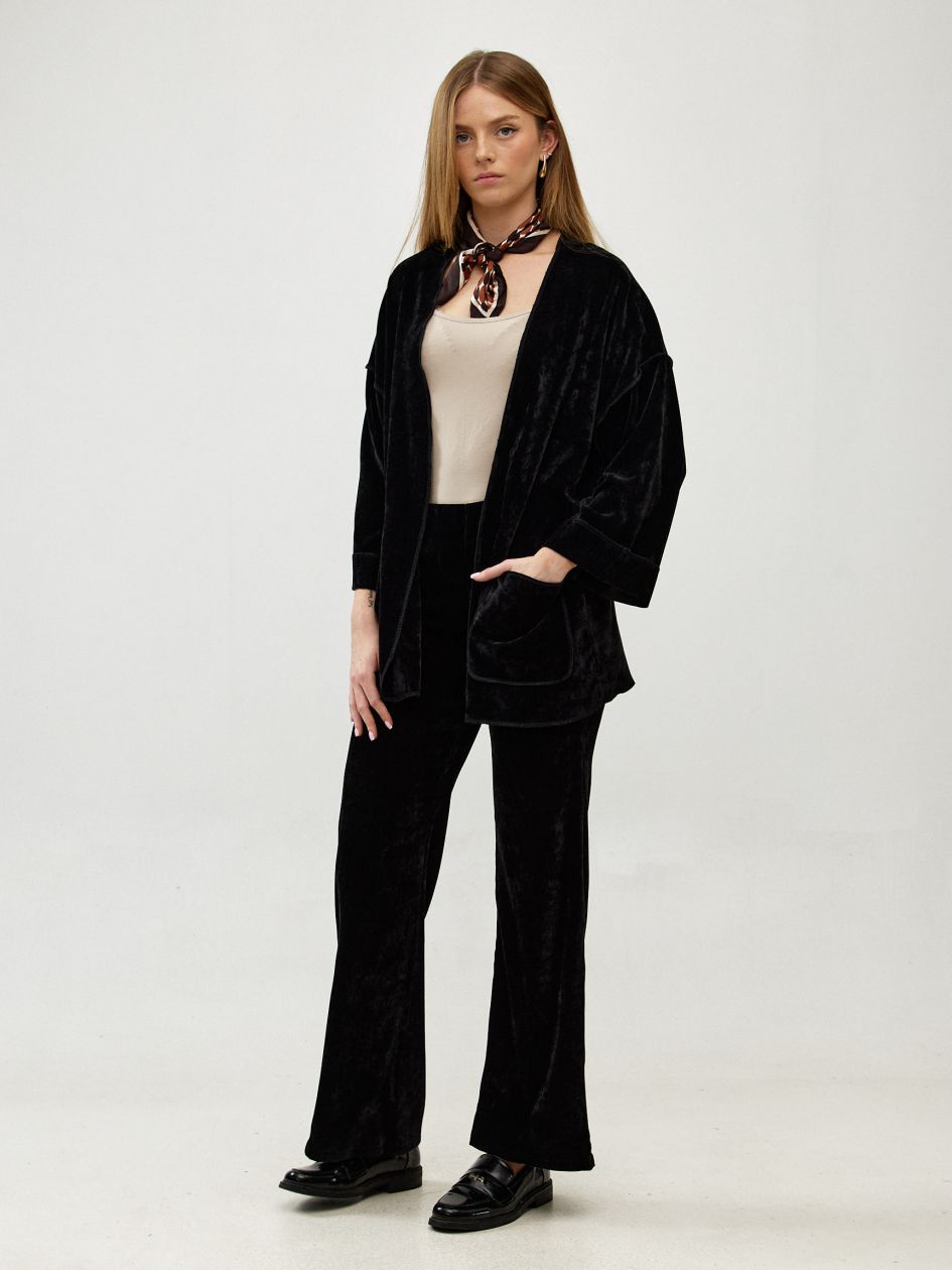 עליונית קטיפה שניל