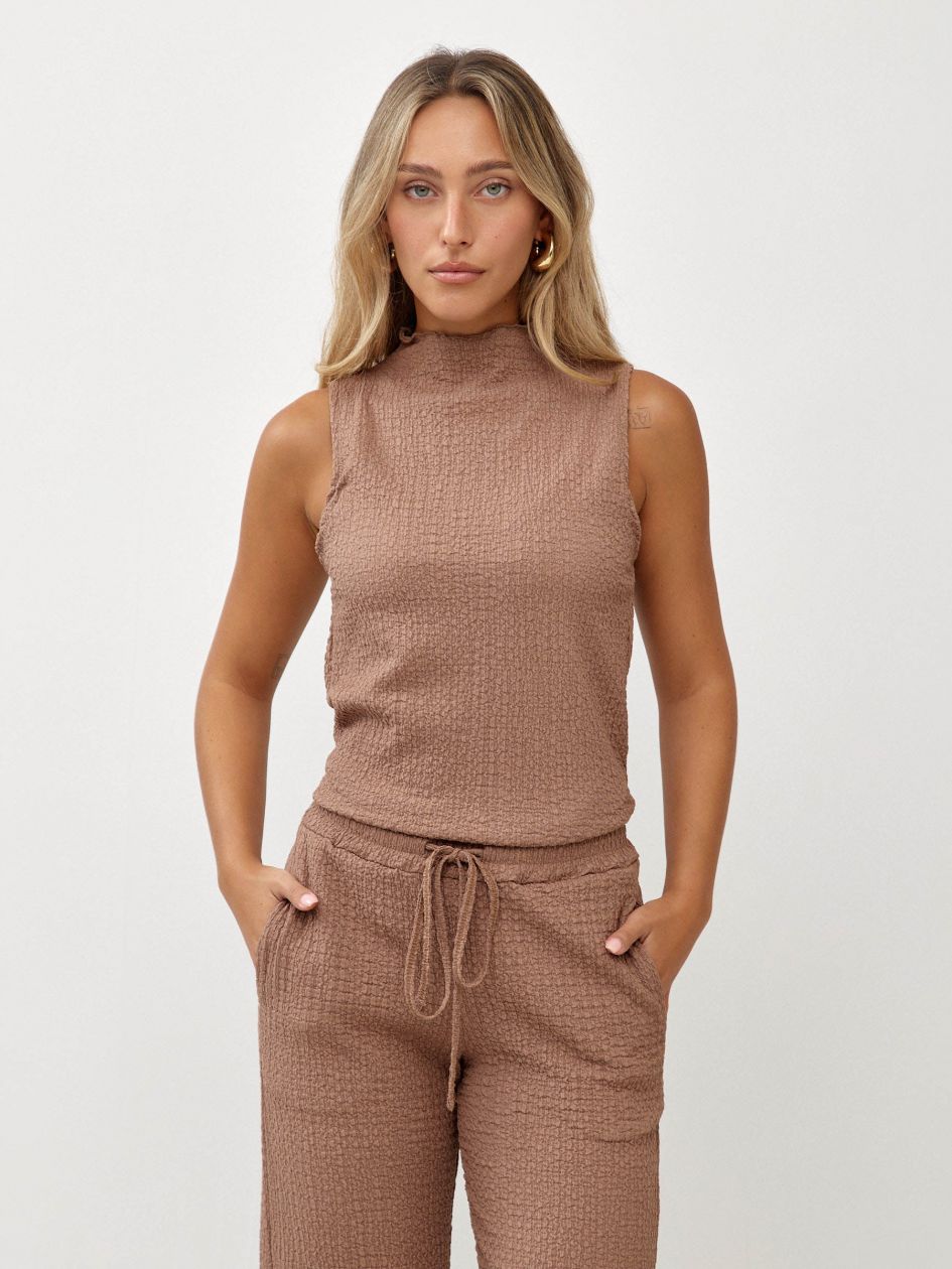 גופיה חצי גולף