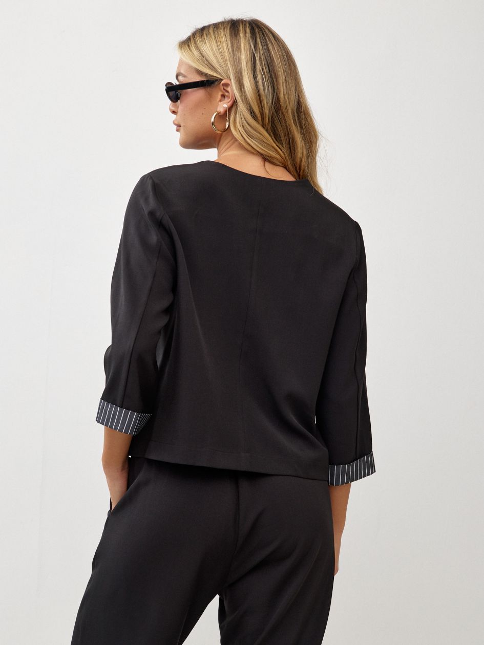 ג`קט מנג`ט פסים