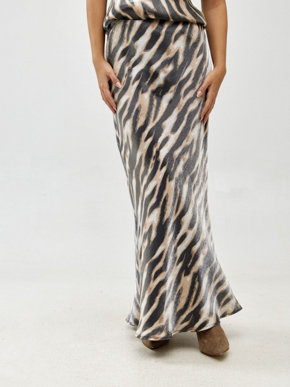 חצאית סטן מודפס