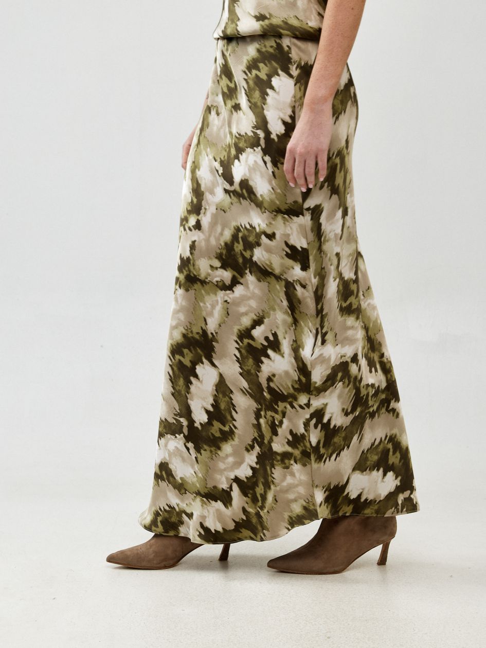 חצאית סטן מודפס