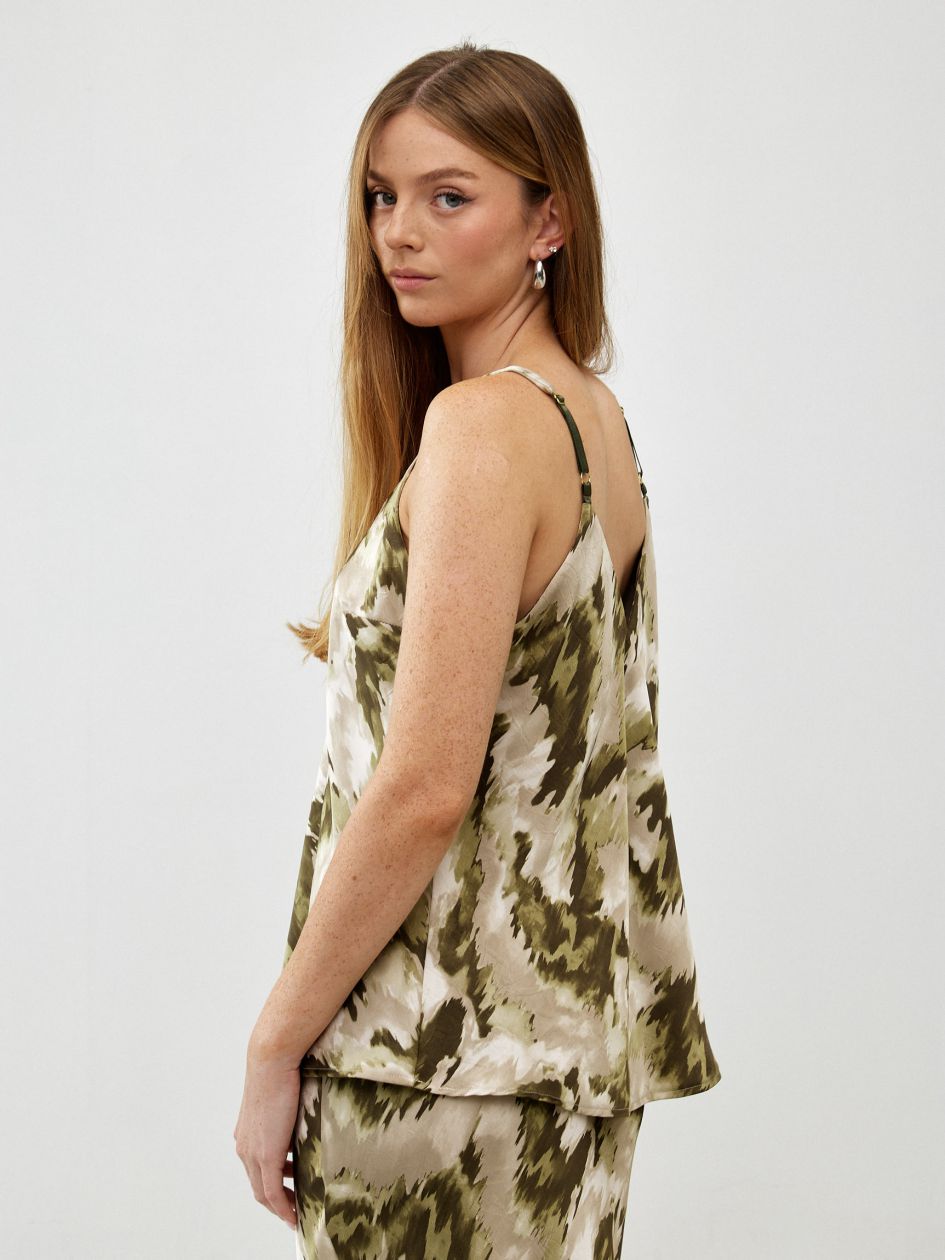 גופיה סטן מודפס