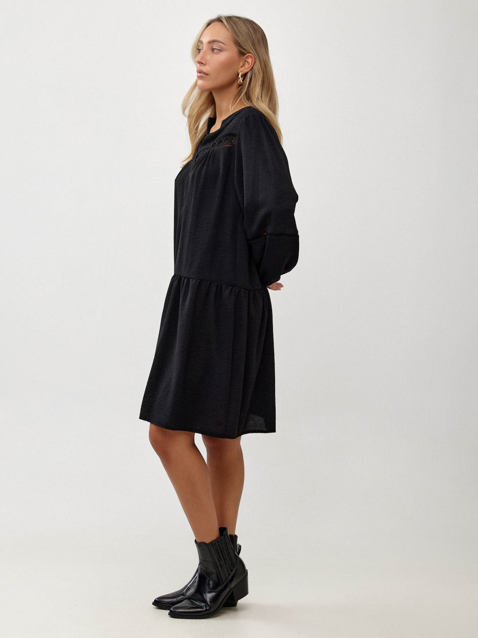 שמלה וי סרטים