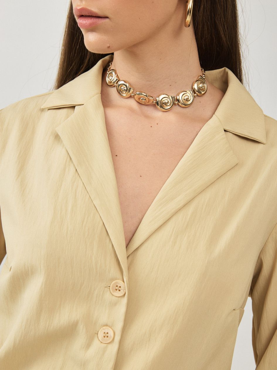 חולצה ג`קט צווארון