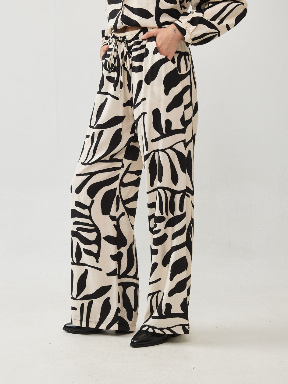 מכנסיים אריג מודפס