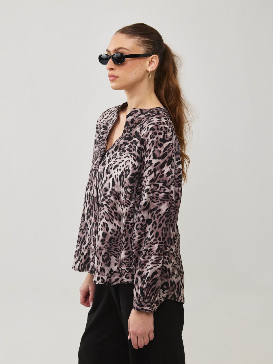 חולצה אריג מודפס