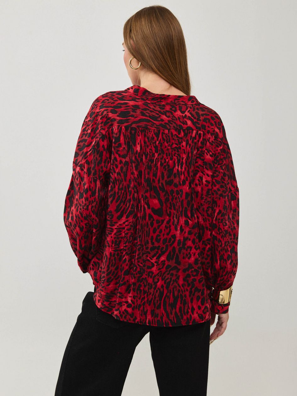 חולצה אריג מודפס