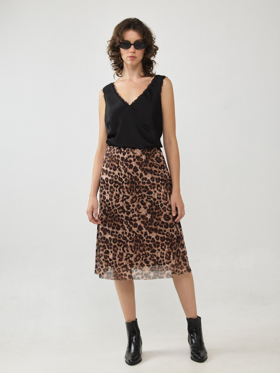 גופיה סאטן סרט תחרה