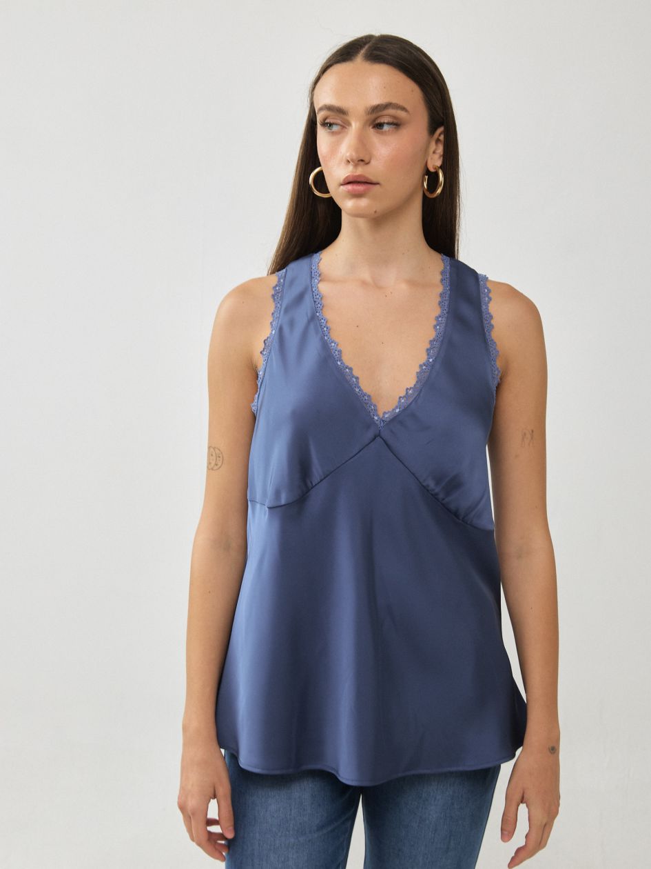 גופיה סאטן סרט תחרה