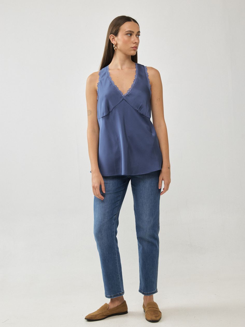 גופיה סאטן סרט תחרה