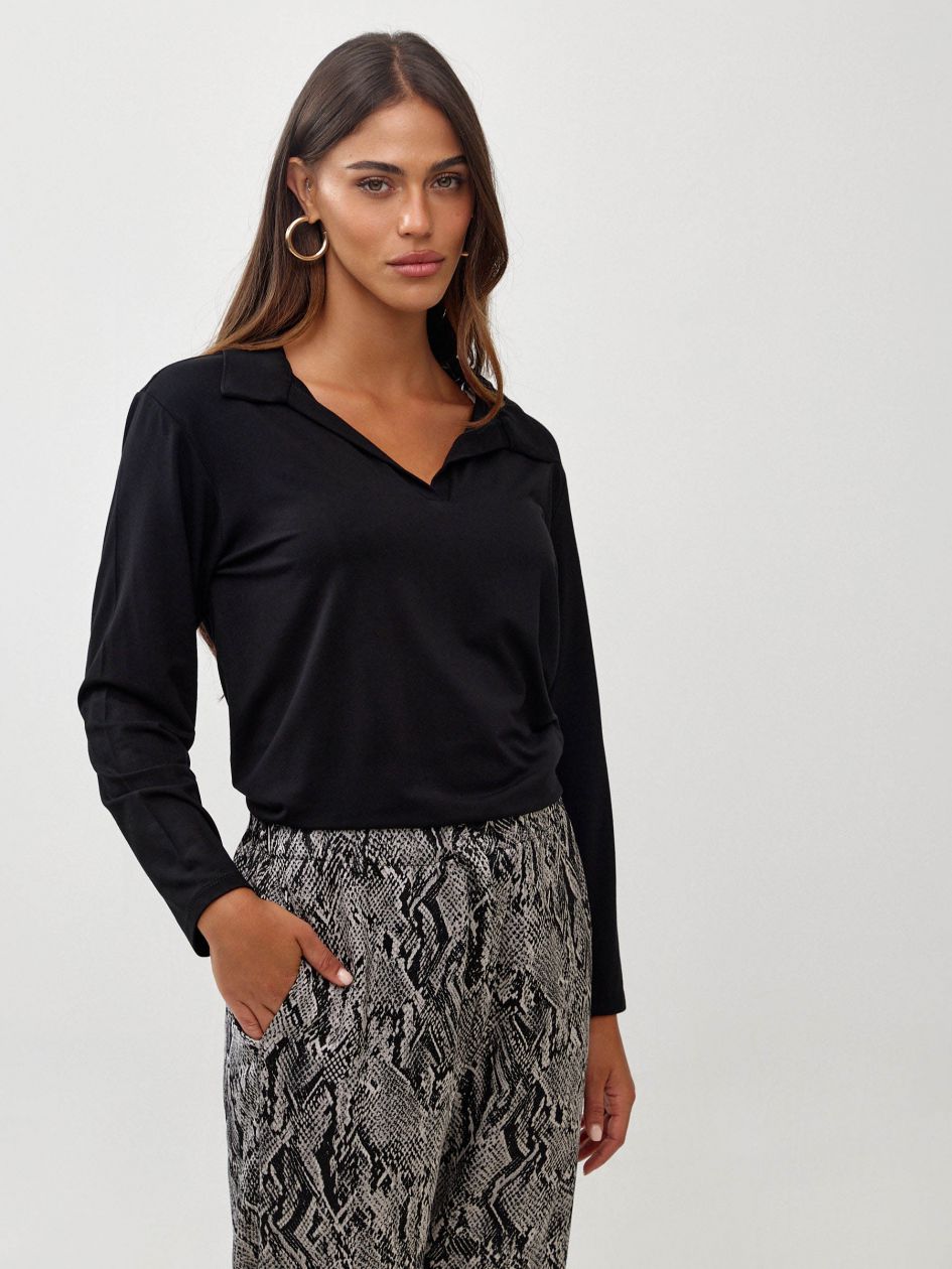 חולצה סימפוניה צווארון