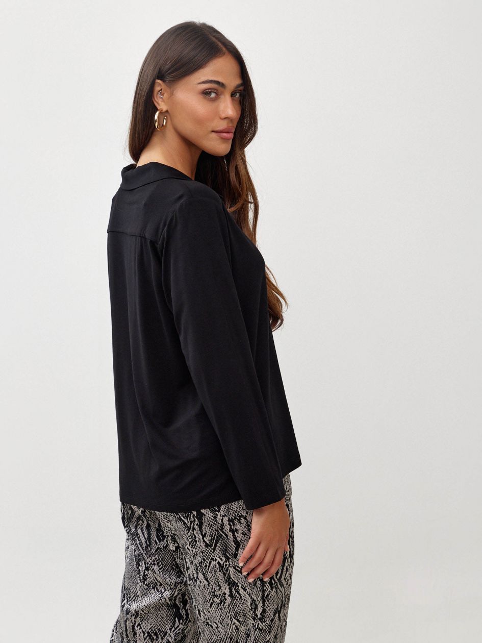 חולצה סימפוניה צווארון