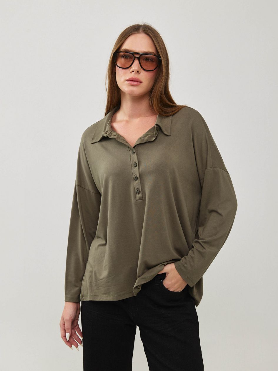 חולצה שינה צווארון סימפוניה