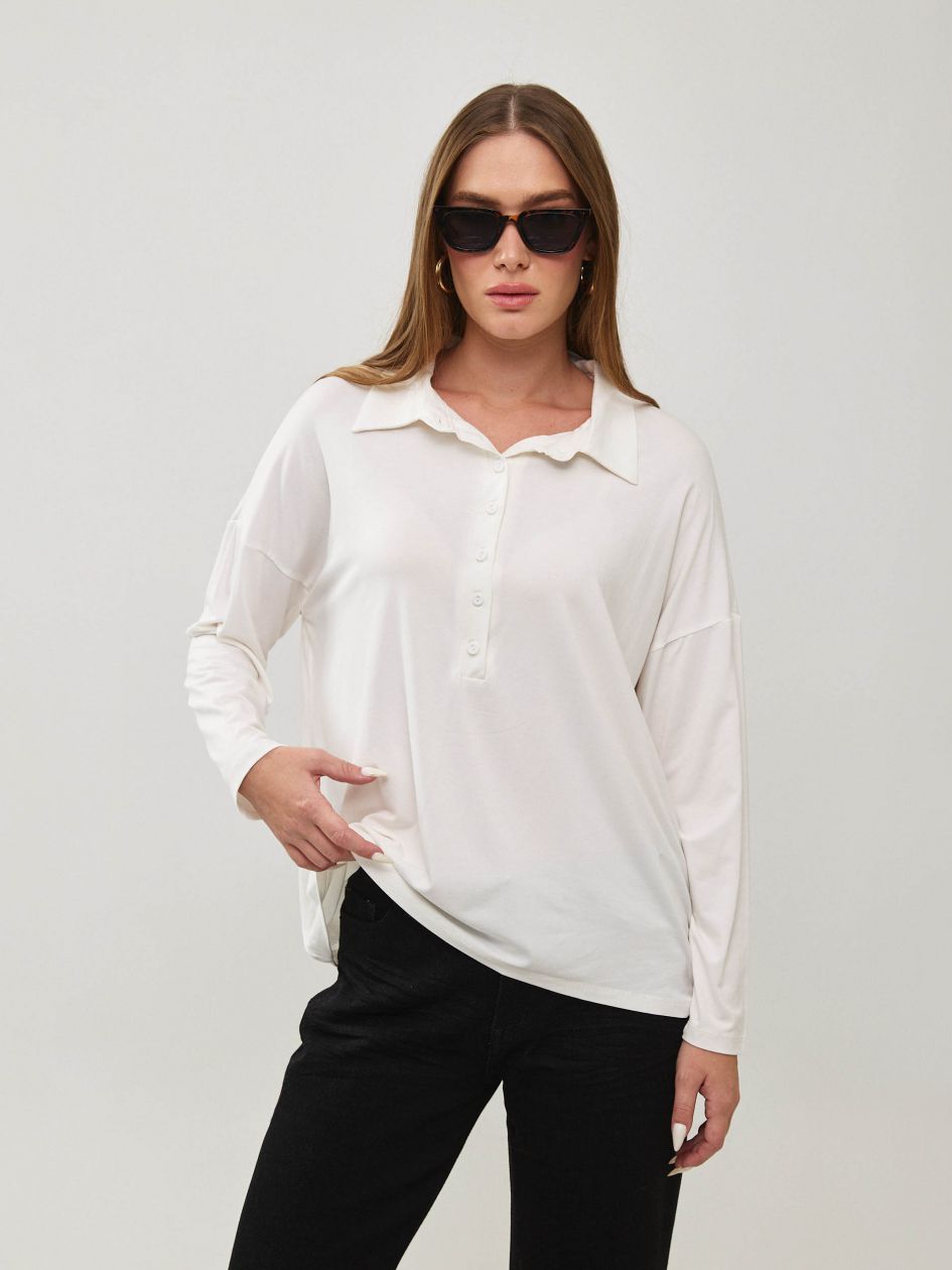 חולצה שינה צווארון סימפוניה