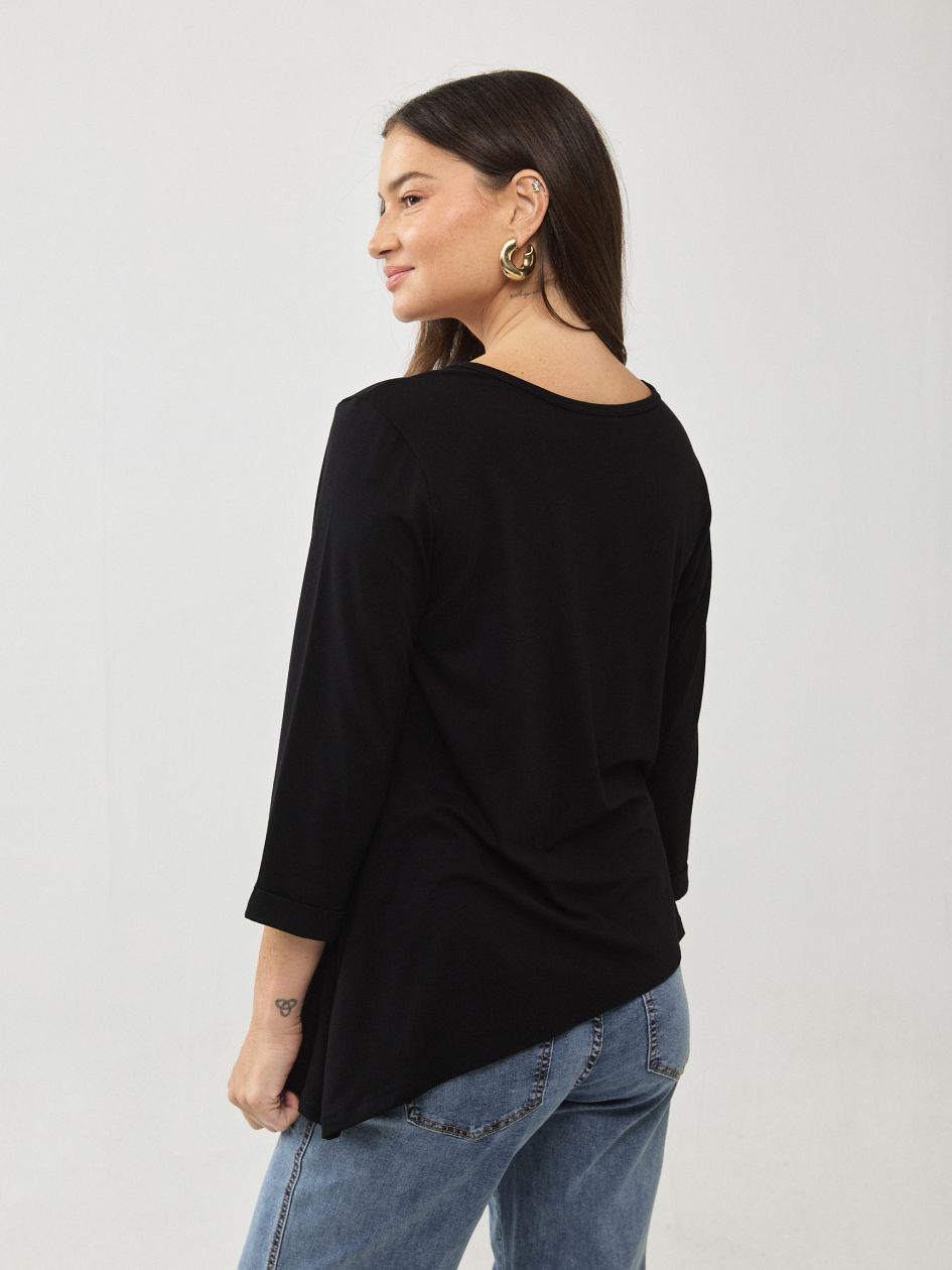 חולצה כיווצים בצד