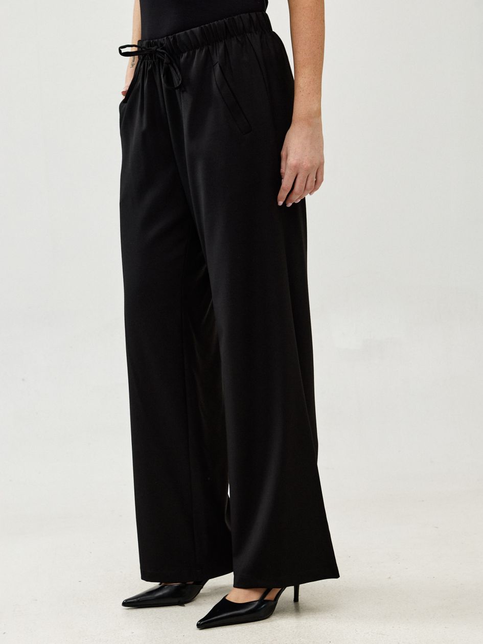 מכנסיים אריג שרוך