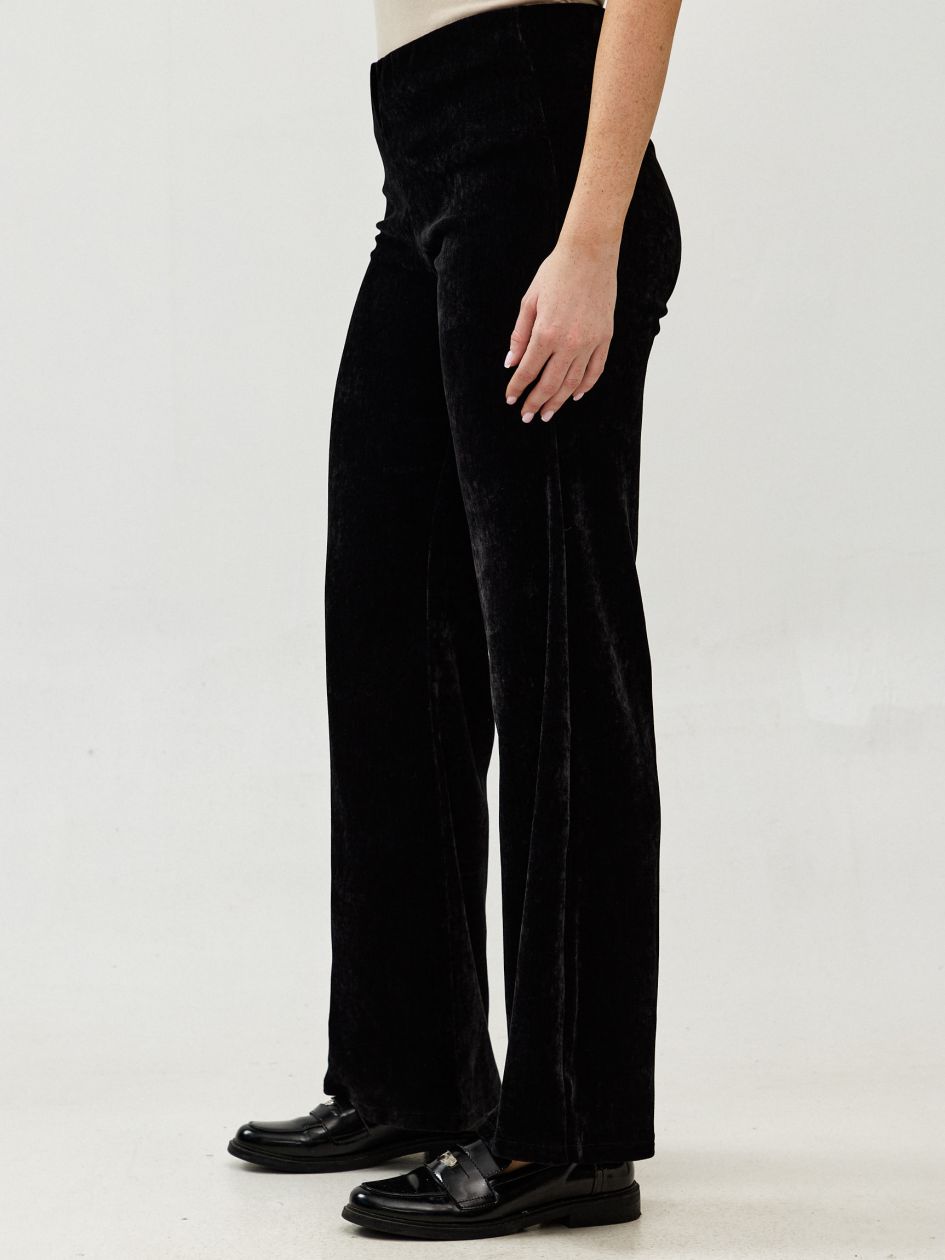 מכנסיים קטיפה שניל