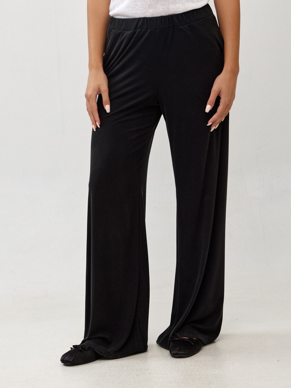 מכנסיים מודל ריב