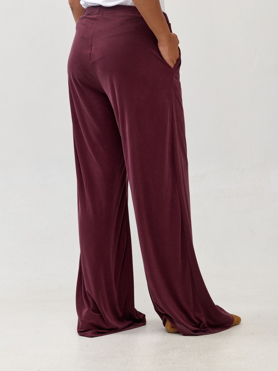 מכנסיים מודל ריב