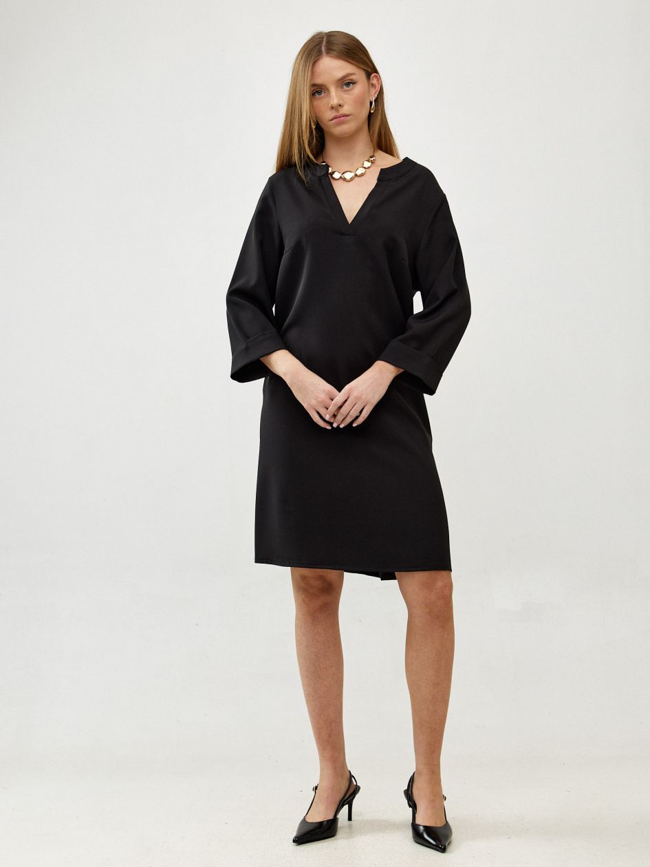 שמלה צווארון סיני