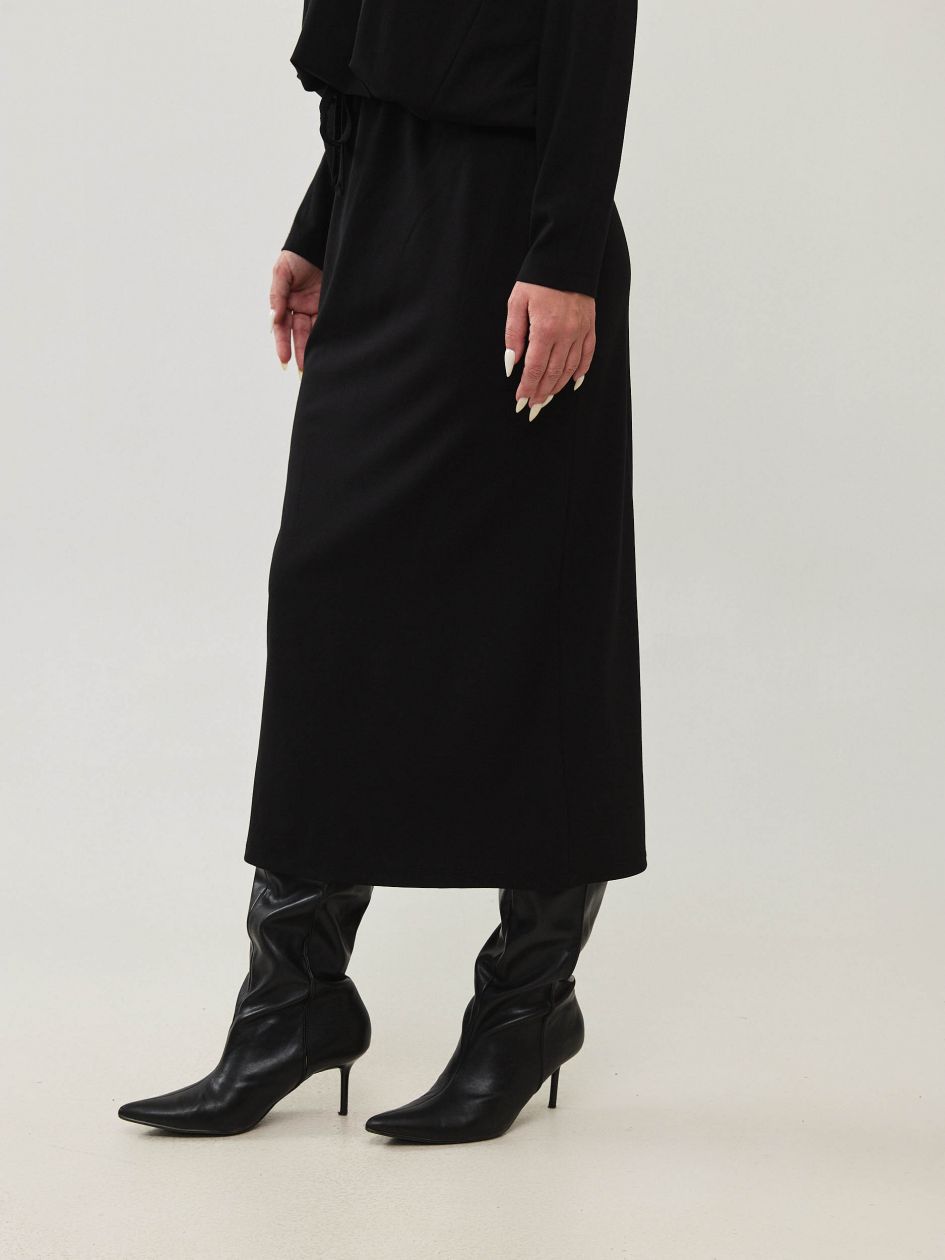 חצאית ג`רסי ארוכה