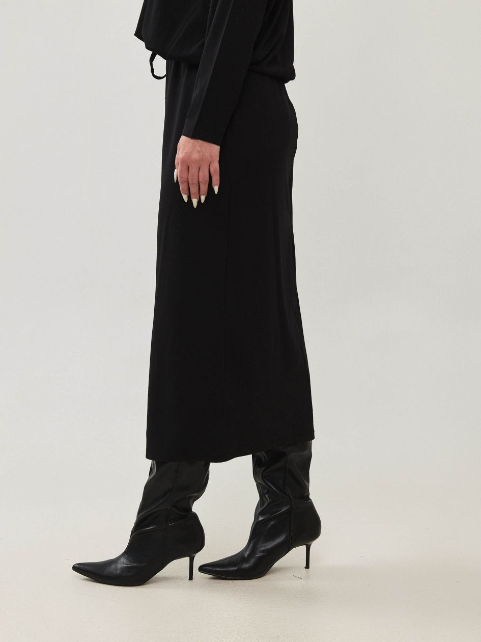 חצאית ג`רסי ארוכה