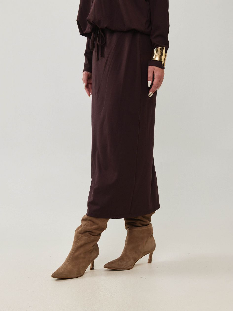 חצאית ג`רסי ארוכה