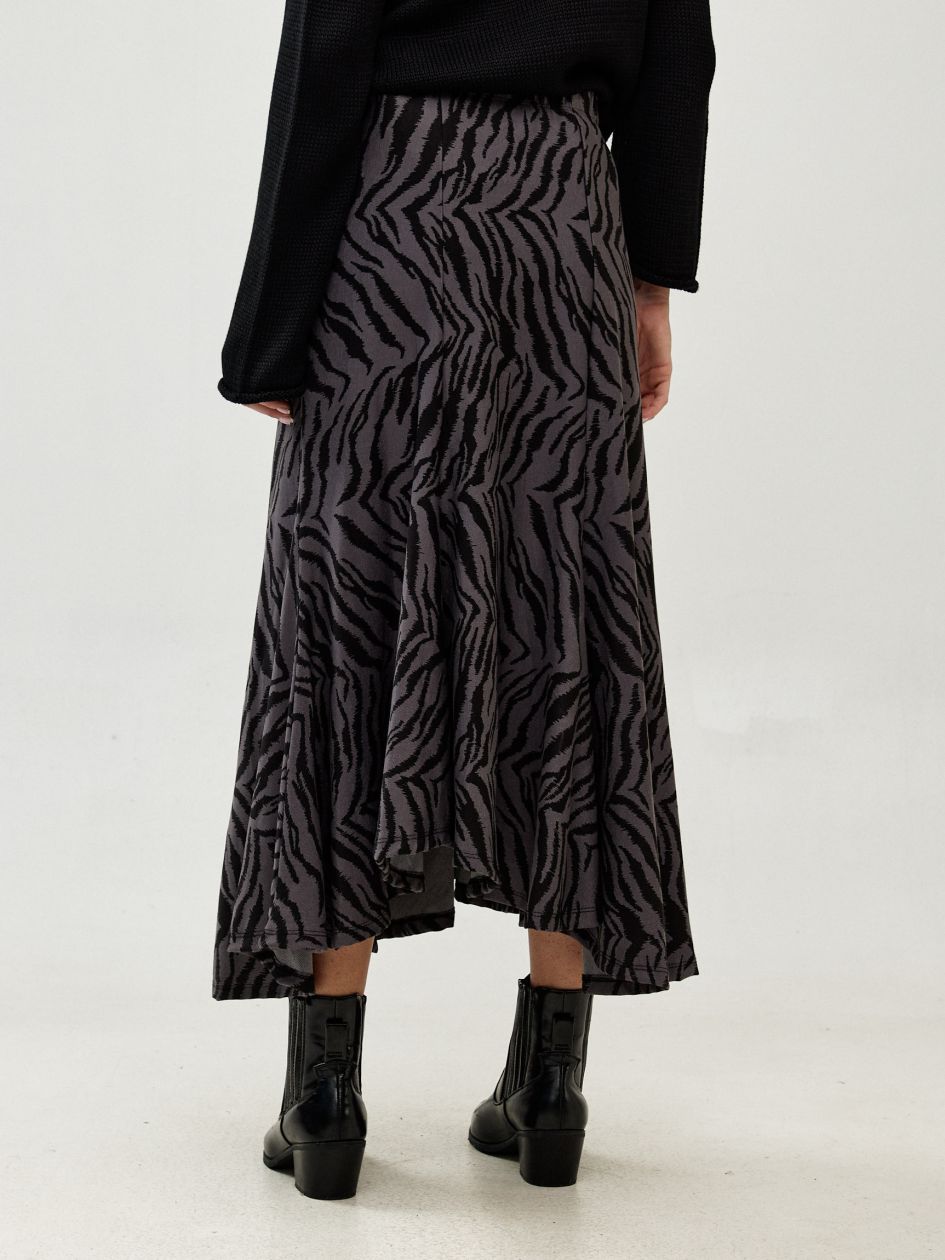 חצאית ג`רסי מודפס