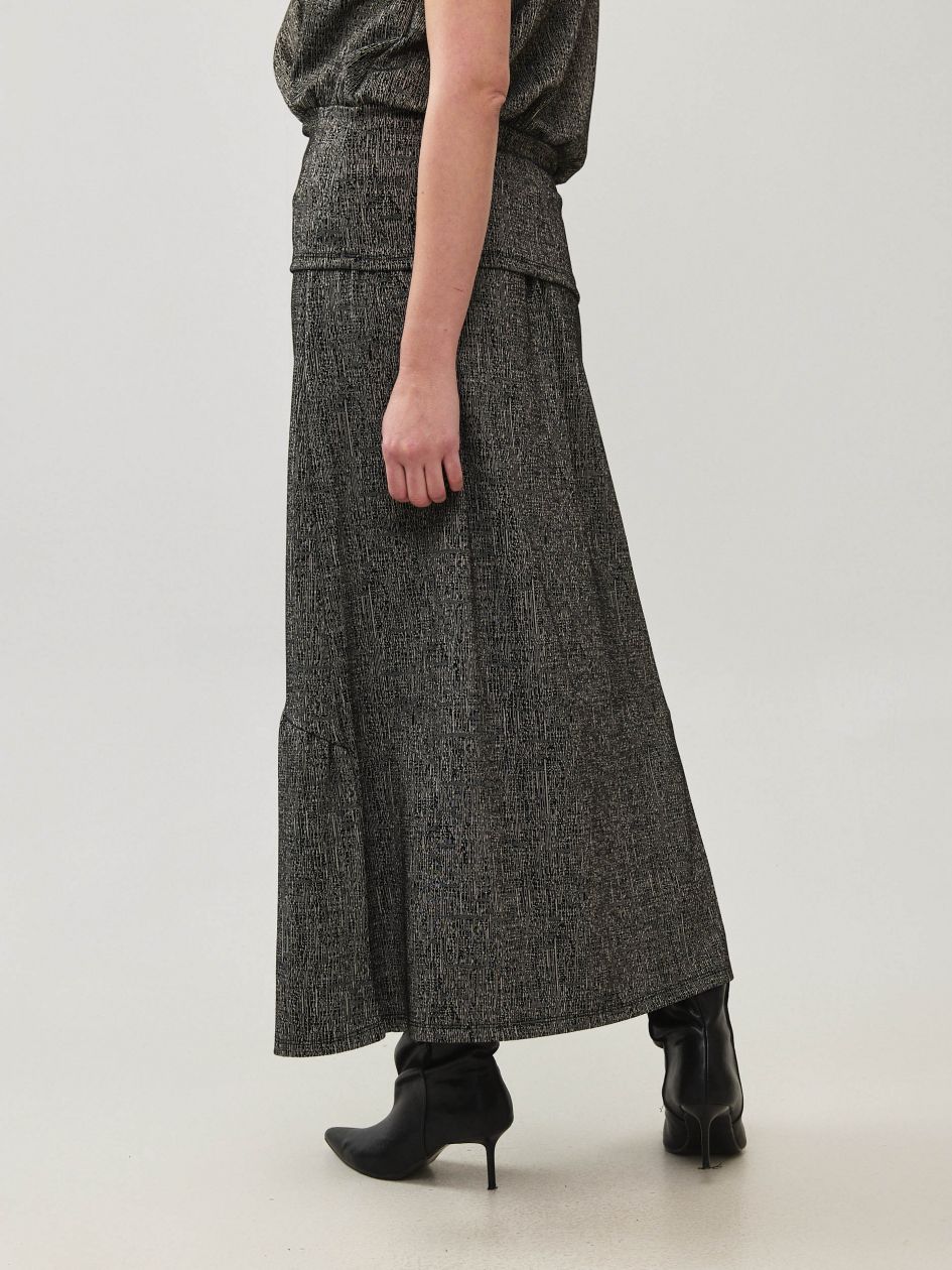 חצאית שליץ קדמי