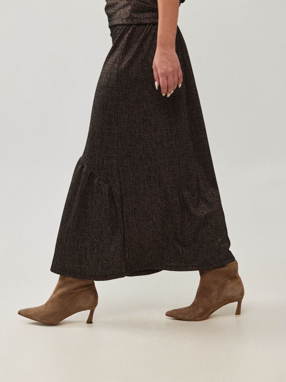 חצאית שליץ קדמי