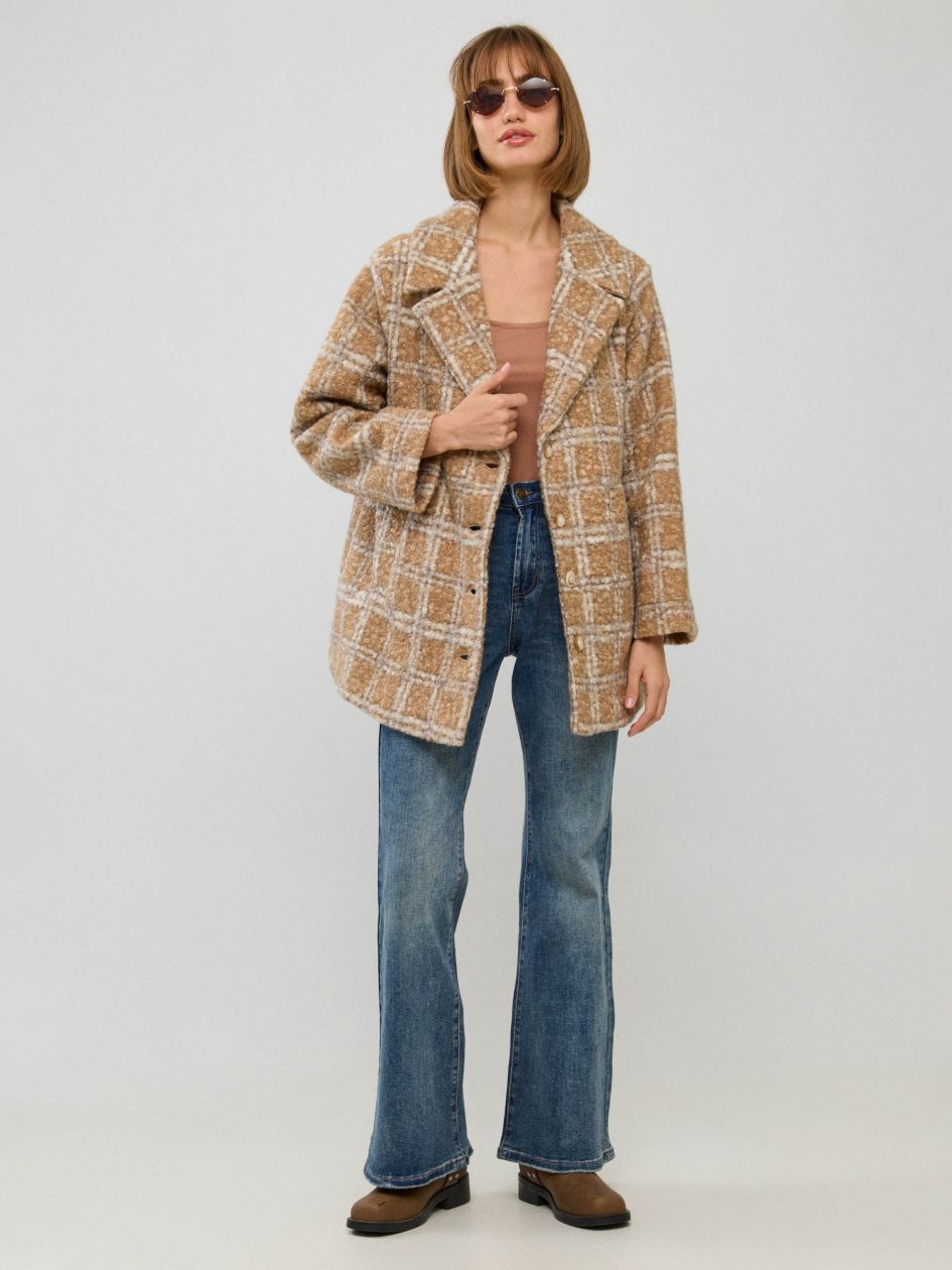 מעיל בוקלה כיסים