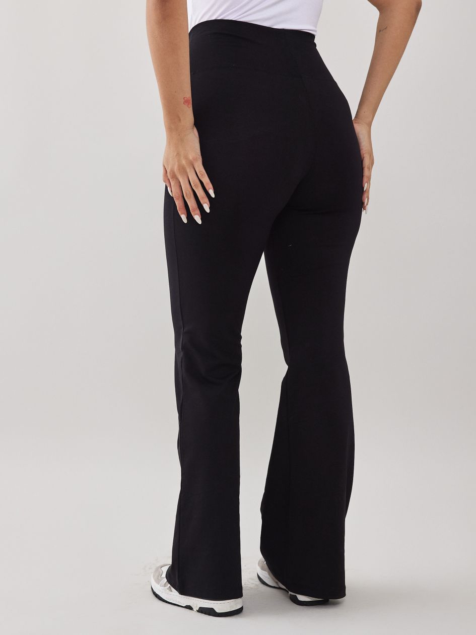 מכנסיים לייקרה ארוך