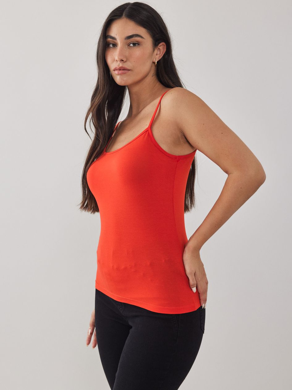 גופיה כתפיה דקה