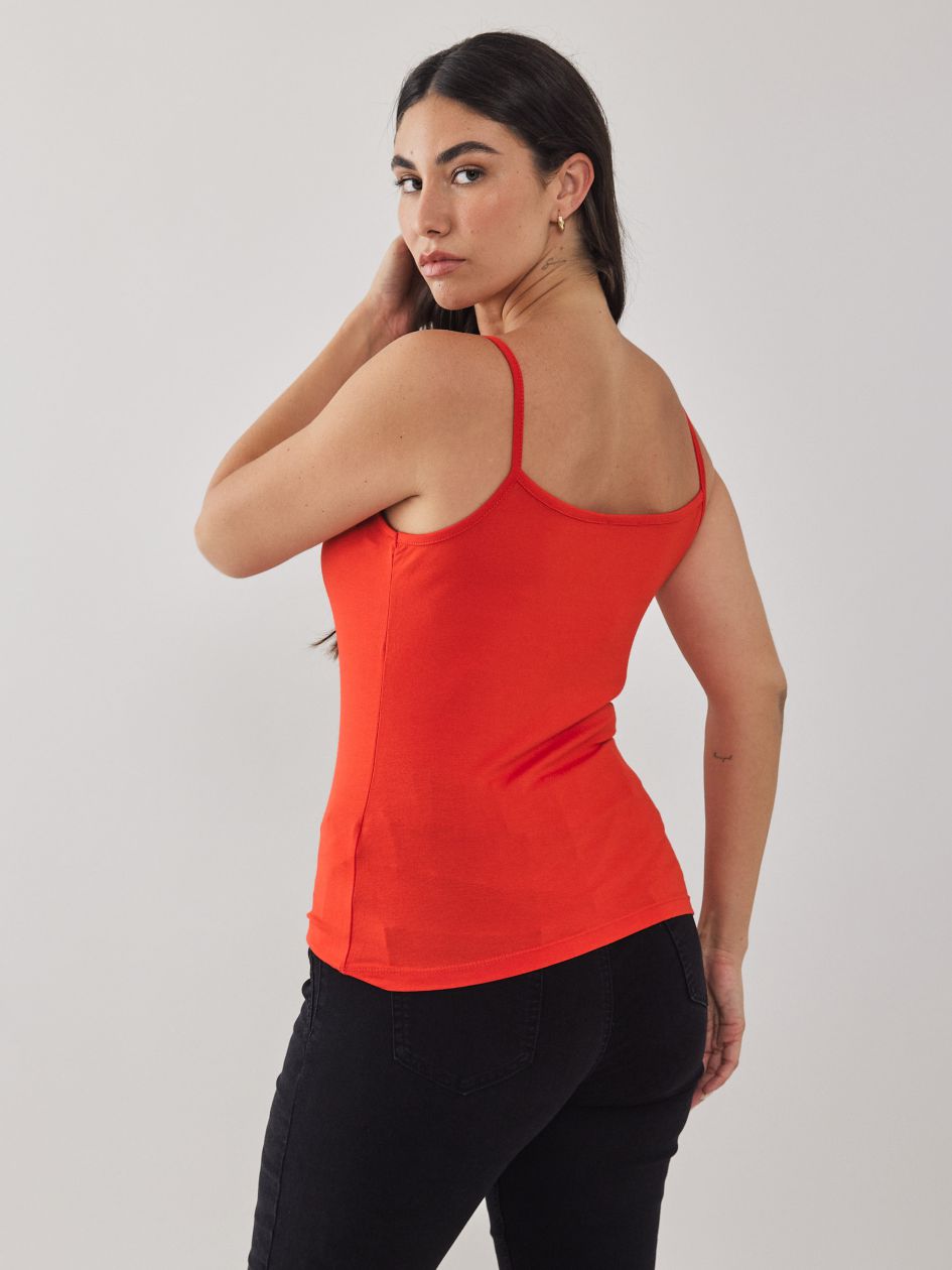 גופיה כתפיה דקה