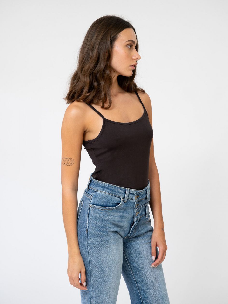 גופיה כתפיה דקה