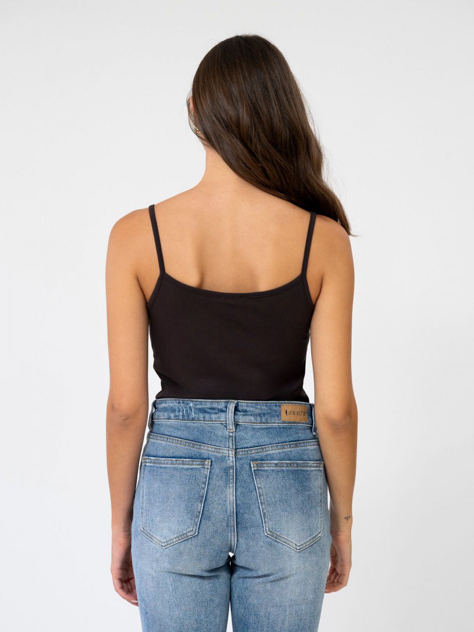 גופיה כתפיה דקה