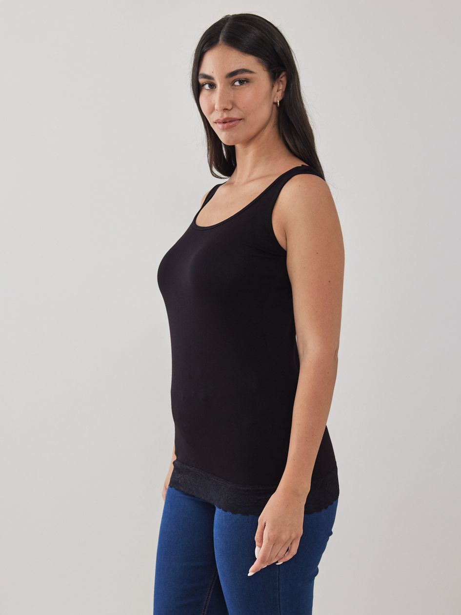 גופיית סיומת תחרה