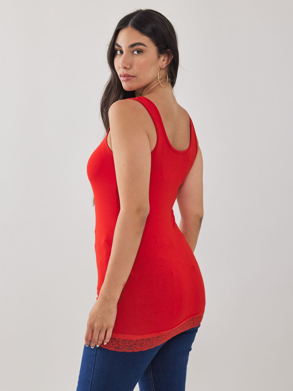 גופיית סיומת תחרה