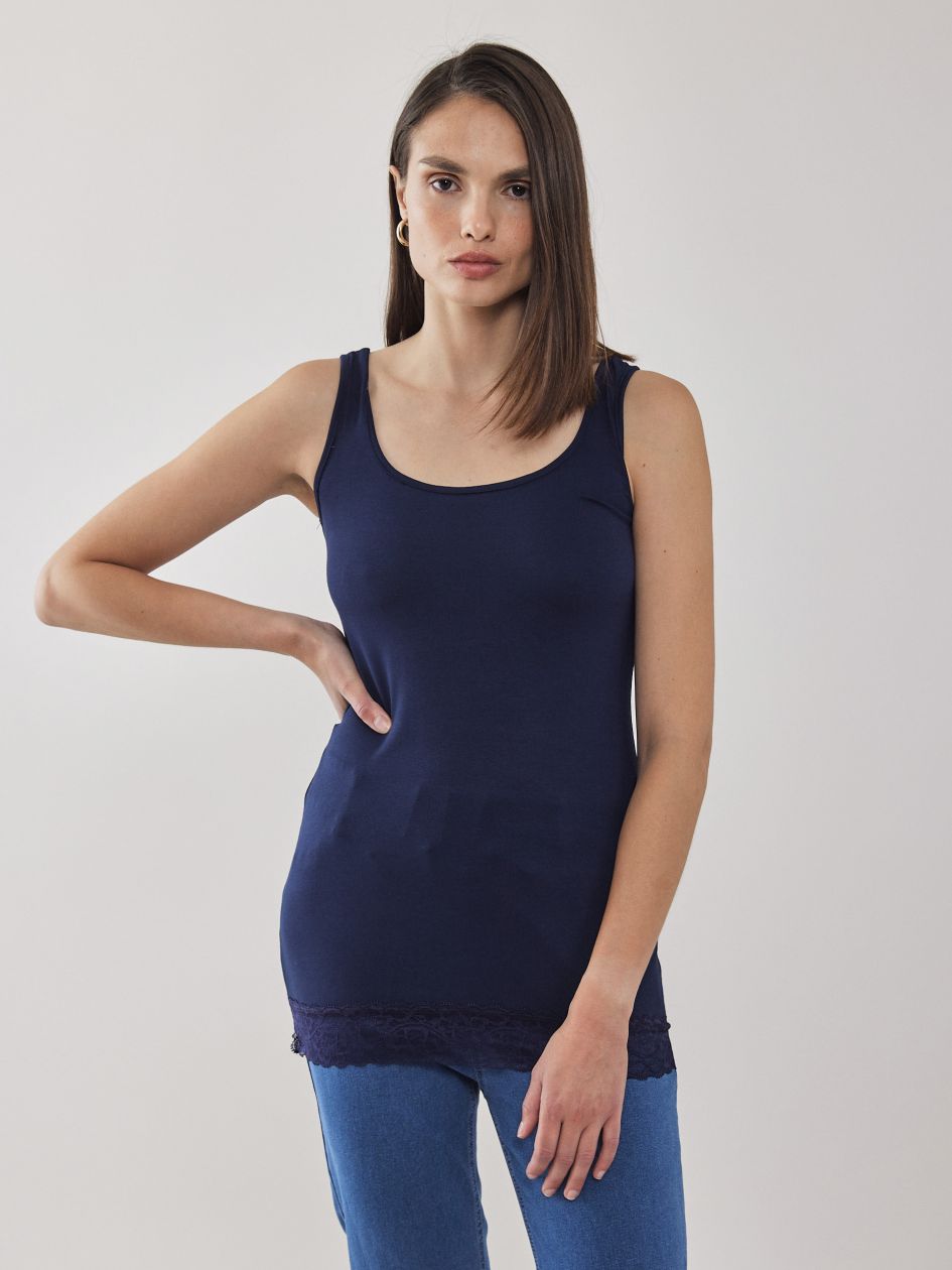 גופיית סיומת תחרה