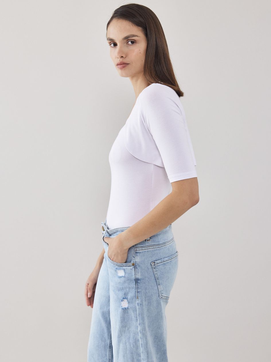 עליונית בולרו