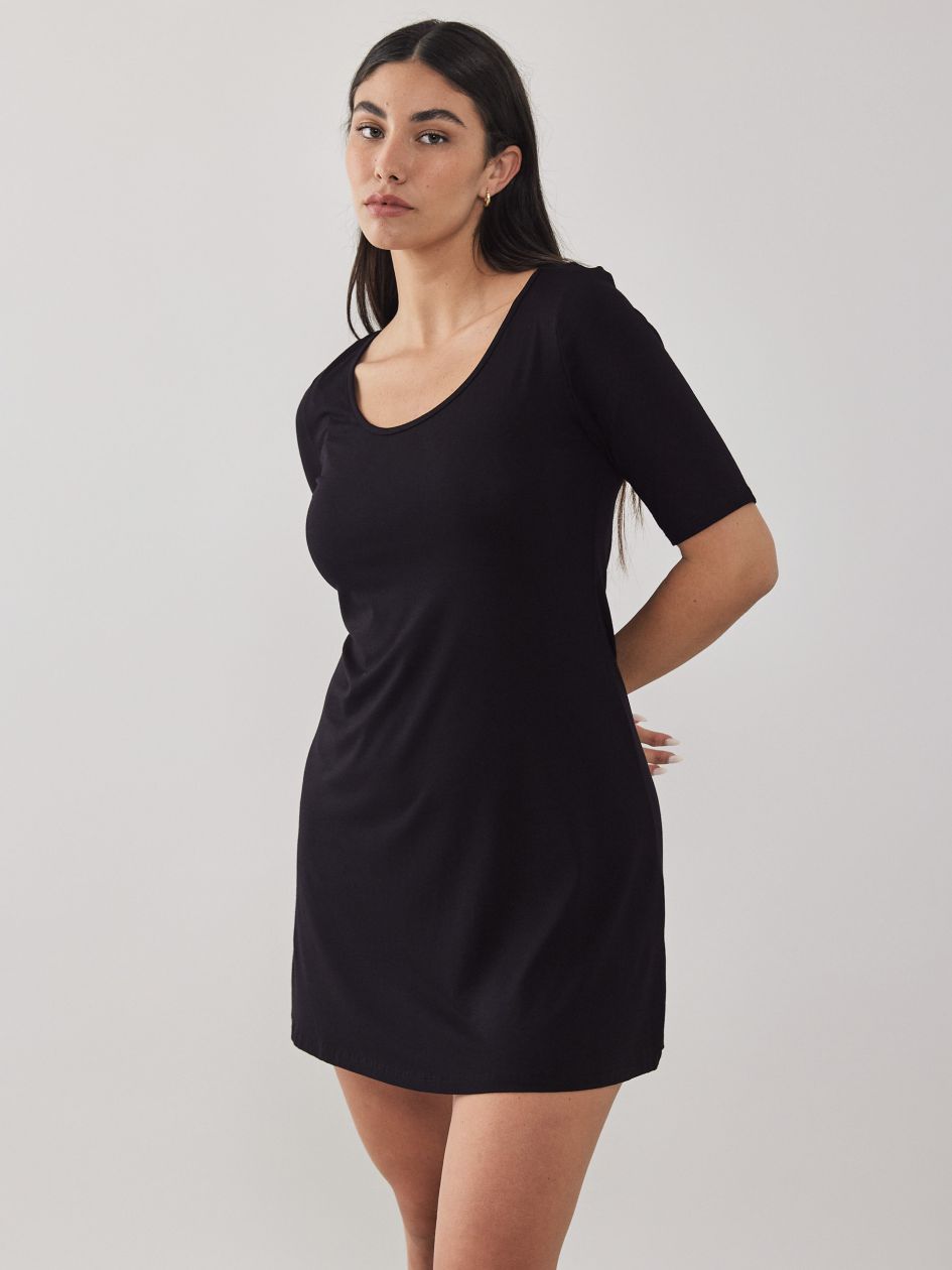 טוניקת בסיס עם שרוול