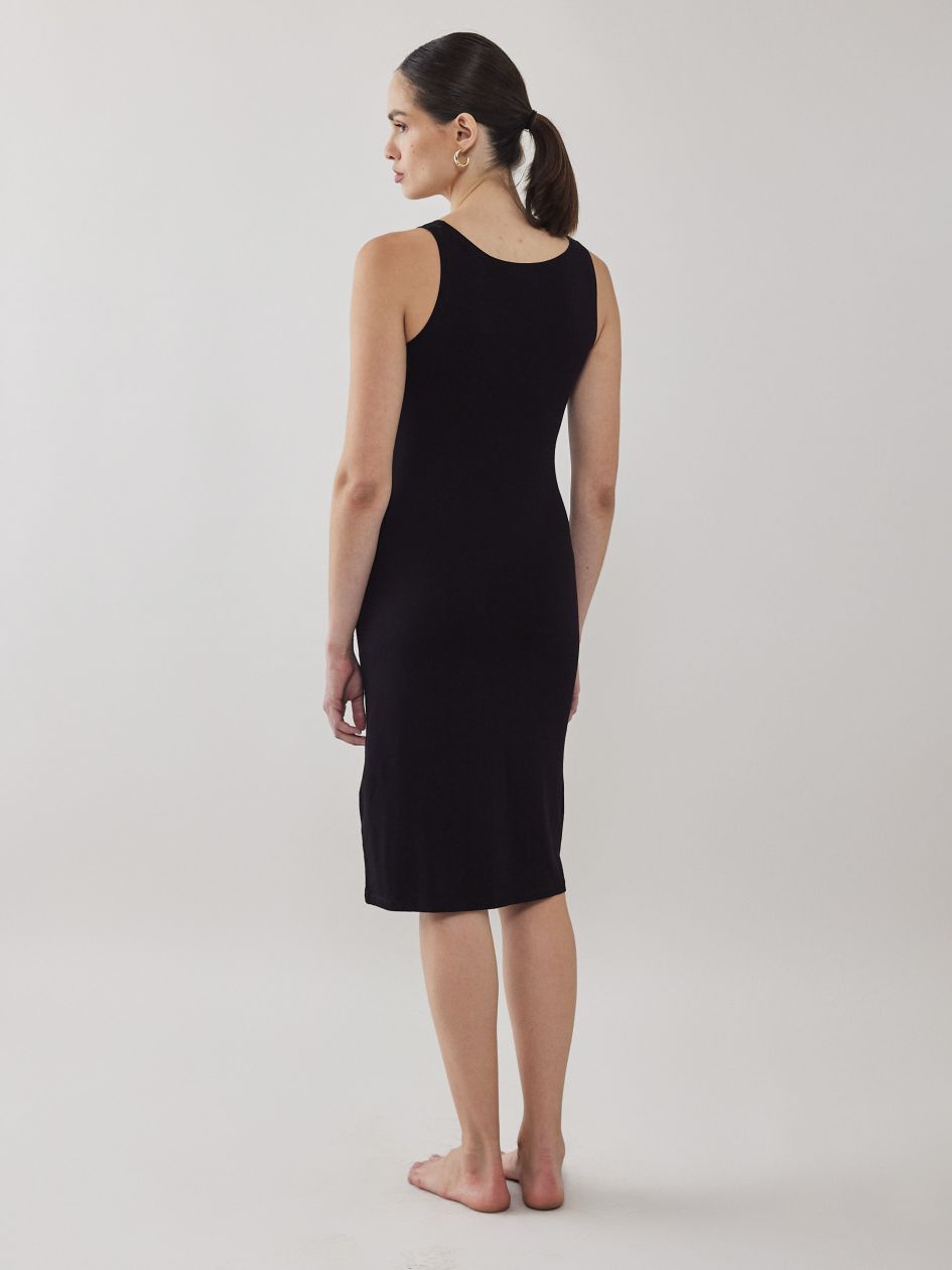 שמלת בסיס מידי